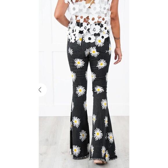 NWT Altar’d State Daisy Bell Bottom Flare Jeans Hippie Boho Womens M (1726) - Picture 2 of 10
